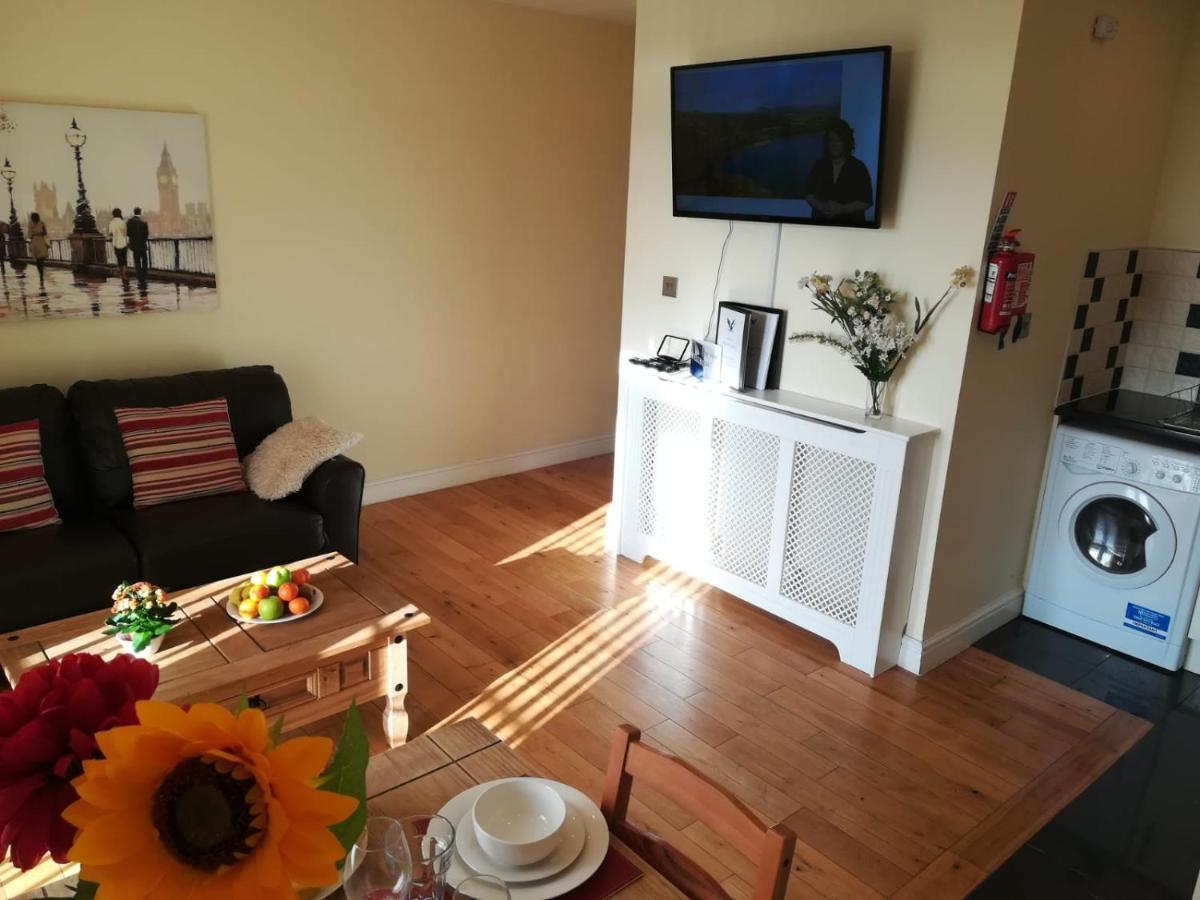 Bright, Modern 1 Bedroom Apartment, Uplands, スウォンジー エクステリア 写真